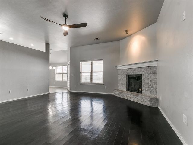 2716 SE 92nd Circle, Moore, OK 73160