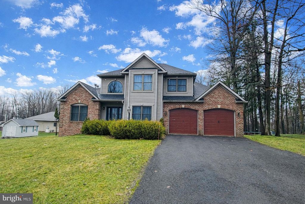 2962 BAY RD, Du Bois, PA 15801
