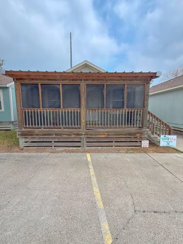 5481 Highway 35 Hwy N 25, Rockport, TX 78382