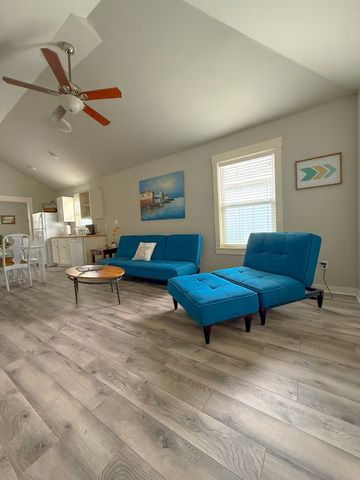 5481 Highway 35 Hwy N 25, Rockport, TX 78382