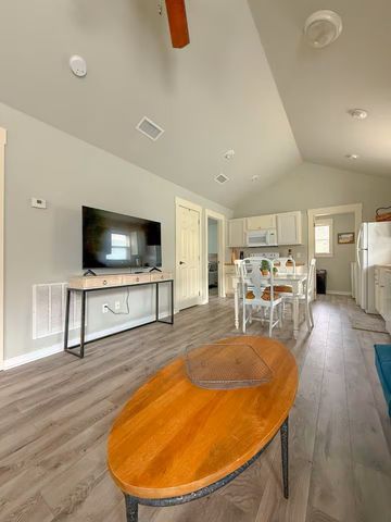 5481 Highway 35 Hwy N 25, Rockport, TX 78382