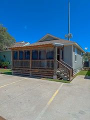 5481 Highway 35 Hwy N 25, Rockport, TX 78382