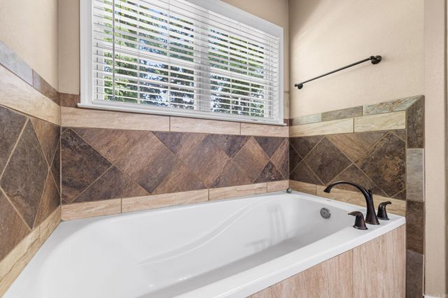 28 G Street, Cabot, AR 72023