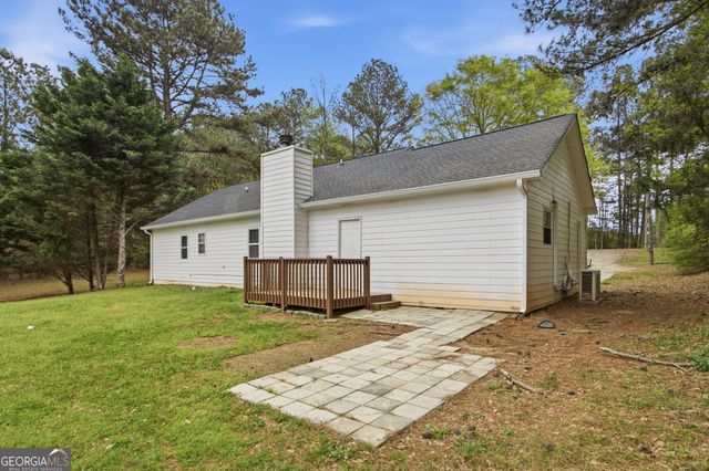 741 Roscoe Davis Road, Monroe, GA 30656