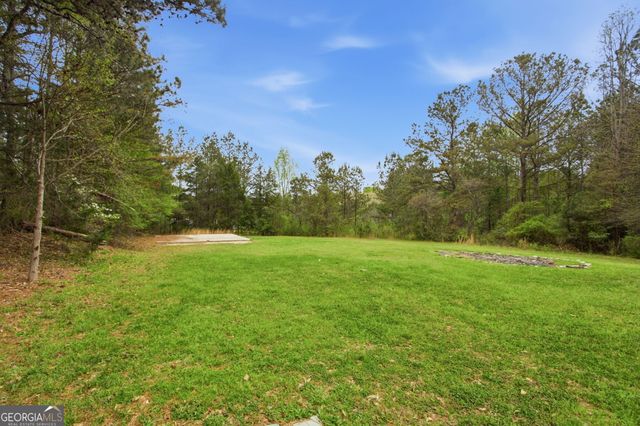 741 Roscoe Davis Road, Monroe, GA 30656