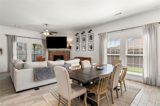 611 Gala Circle, Bentonville, AR 72712