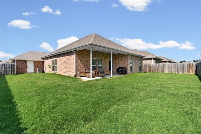 611 Gala Circle, Bentonville, AR 72712