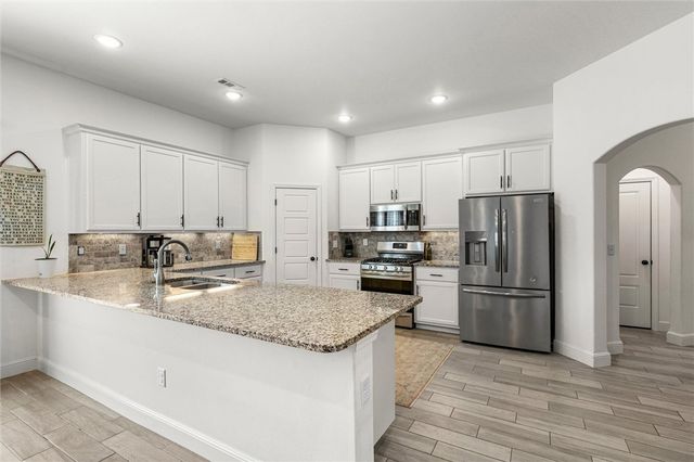 611 Gala Circle, Bentonville, AR 72712