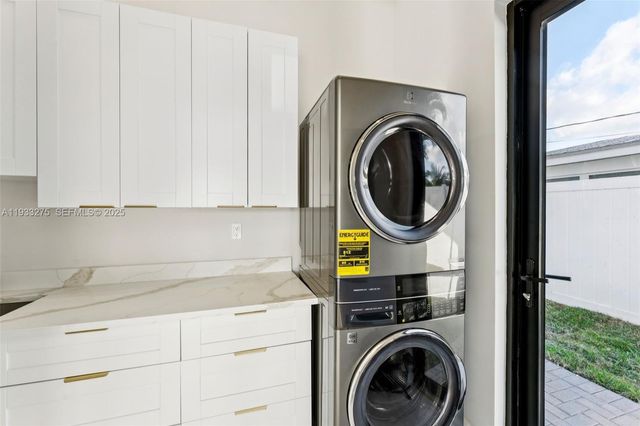 1304 SE 10th Ter, Deerfield Beach, FL 33441