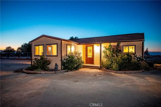 7601 Dogwood Avenue, Rosamond, CA 93560