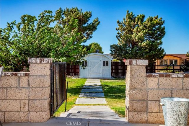 7601 Dogwood Avenue, Rosamond, CA 93560