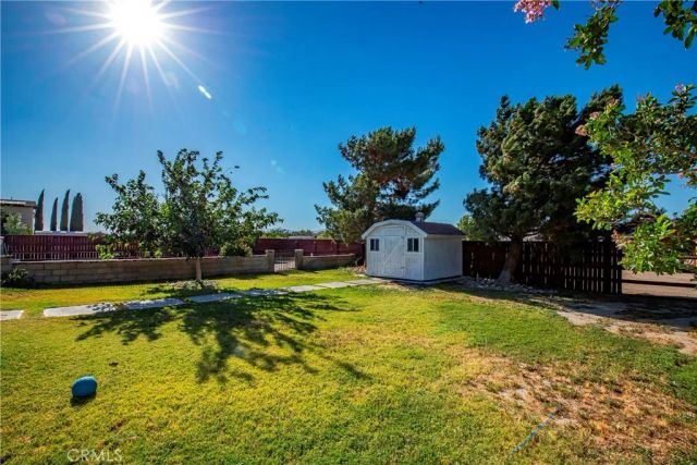 7601 Dogwood Avenue, Rosamond, CA 93560