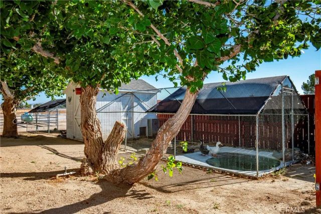 7601 Dogwood Avenue, Rosamond, CA 93560