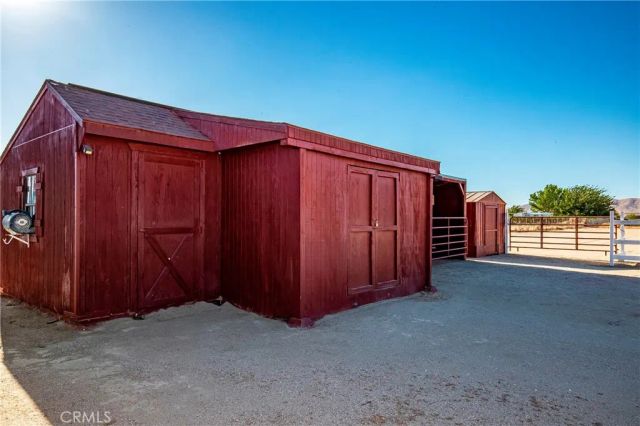 7601 Dogwood Avenue, Rosamond, CA 93560
