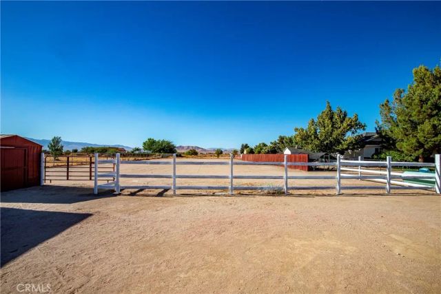 7601 Dogwood Avenue, Rosamond, CA 93560
