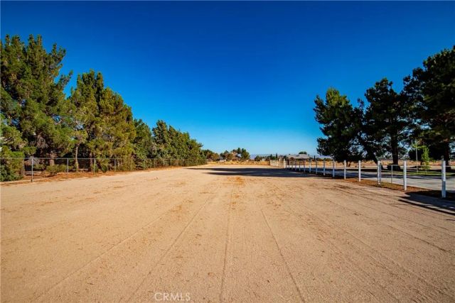 7601 Dogwood Avenue, Rosamond, CA 93560