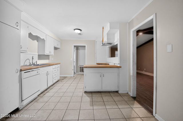 185 Monaco Court, Jackson, MS 39204