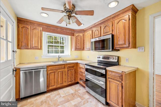 724 JOHNS LN, Ambler, PA 19002