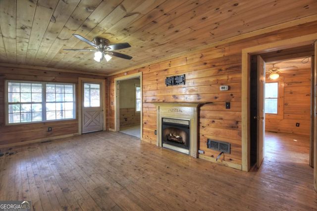 1388 E Main Street, Blue Ridge, GA 30513