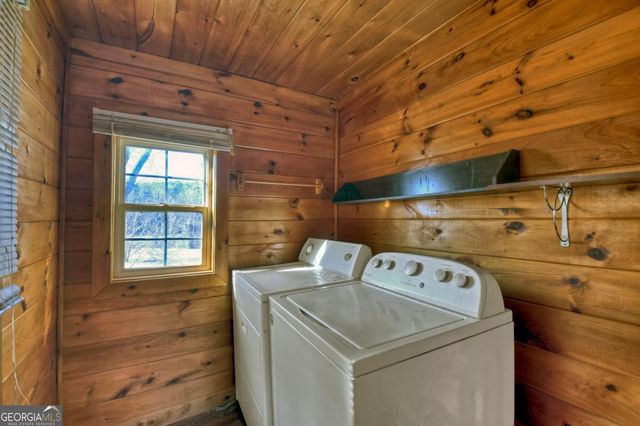 1388 E Main Street, Blue Ridge, GA 30513