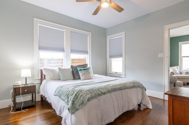 4611 Avenue O, Galveston, TX 77551