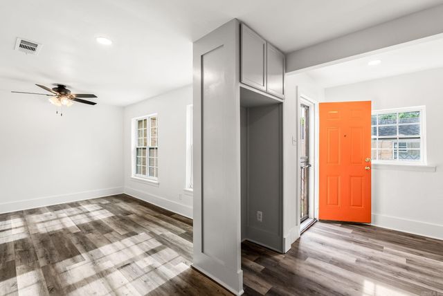 1855 S Izard Street, Little Rock, AR 72206