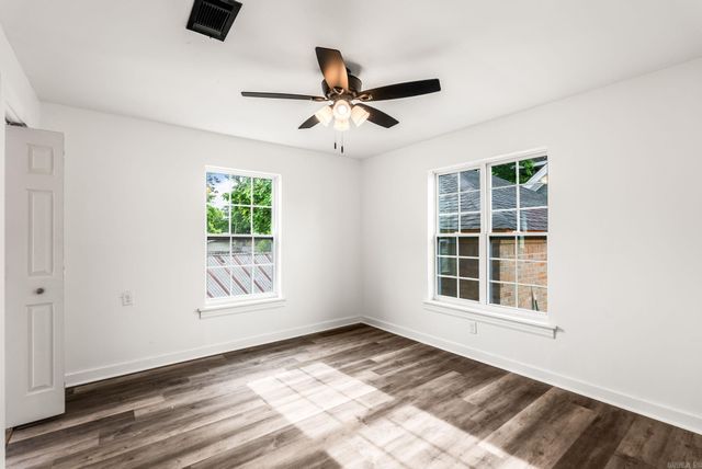 1855 S Izard Street, Little Rock, AR 72206