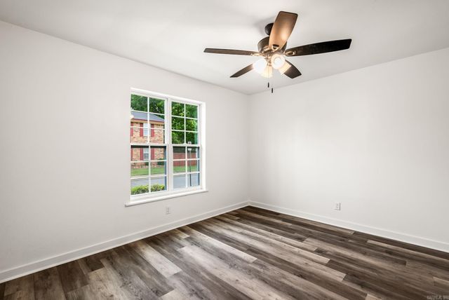 1855 S Izard Street, Little Rock, AR 72206