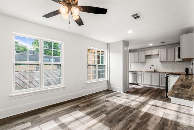 1855 S Izard Street, Little Rock, AR 72206