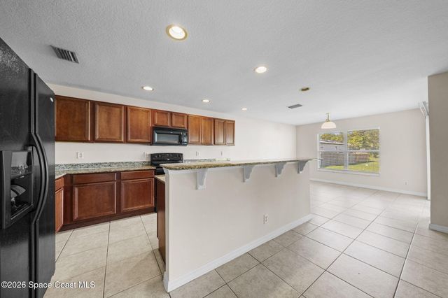 199 Bellbrook Street SE, Palm Bay, FL 32909