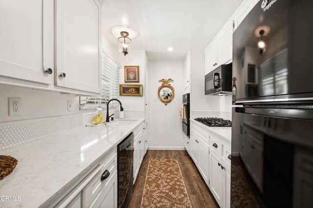2221 Camilar Drive, Camarillo, CA 93010