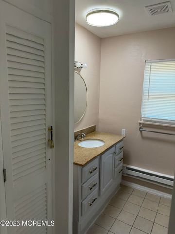 46A Cambridge Court, Lakewood, NJ 08701