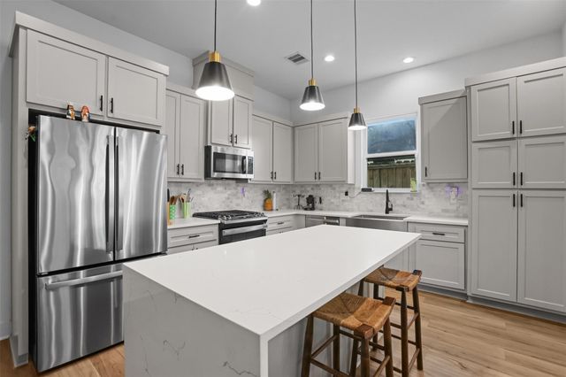 5317 Jefferson Street, Houston, TX 77023