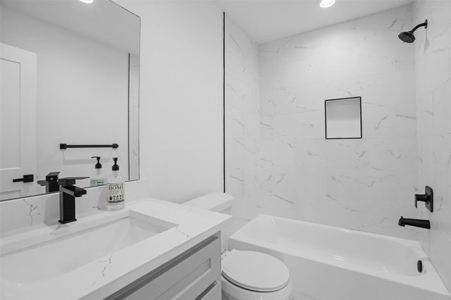 5317 Jefferson Street, Houston, TX 77023