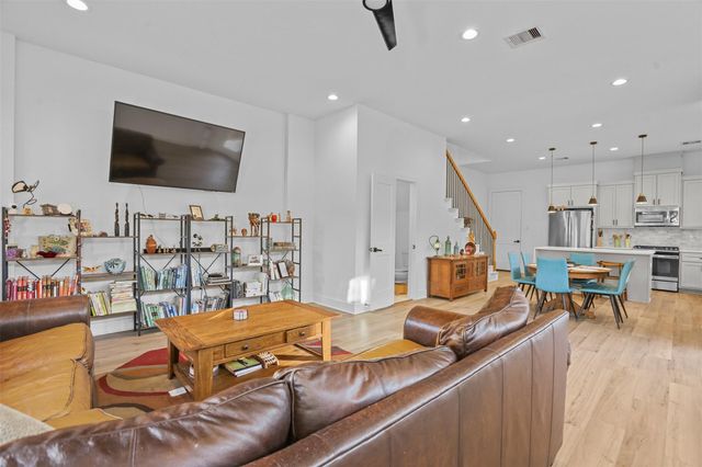 5317 Jefferson Street, Houston, TX 77023