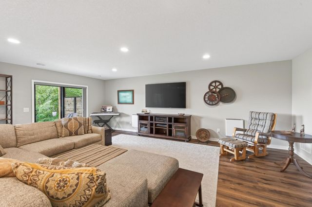 4139 Isaac Court, Vadnais Heights, MN 55127