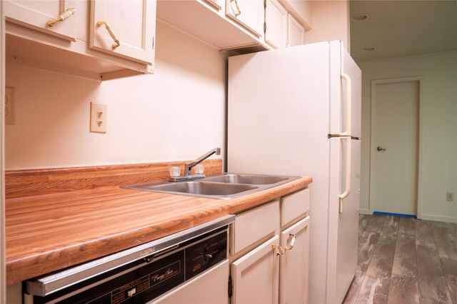 1862 Birch Street, Texas City, TX 77591