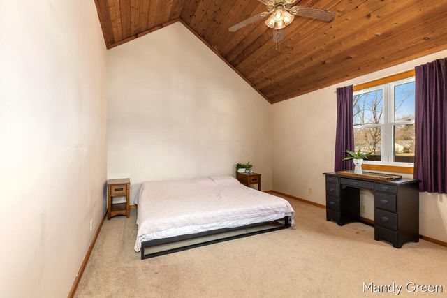 810 W South Street, Greenville, MI 48838