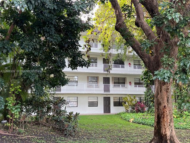 500 NE 2nd St 316, Dania Beach, FL 33004
