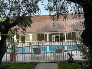 500 NE 2nd St 316, Dania Beach, FL 33004