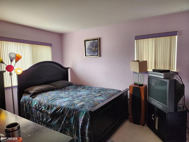 37386 Charter Oaks Boulevard, Clinton Twp, MI 48036