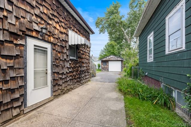 59 Lyndale Avenue, Tonawanda, NY 14223