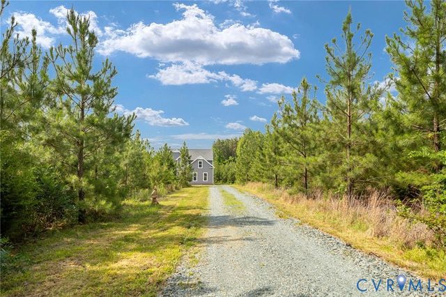 1775 W Old Mountain Rd, Louisa, VA 23093