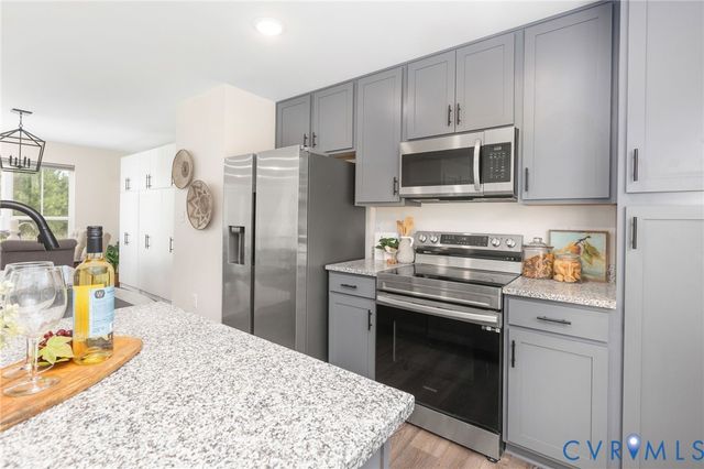 1775 W Old Mountain Rd, Louisa, VA 23093