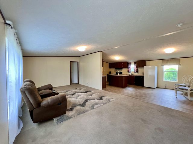 6710 Lawrenceville Road, Williamstown, KY 41097