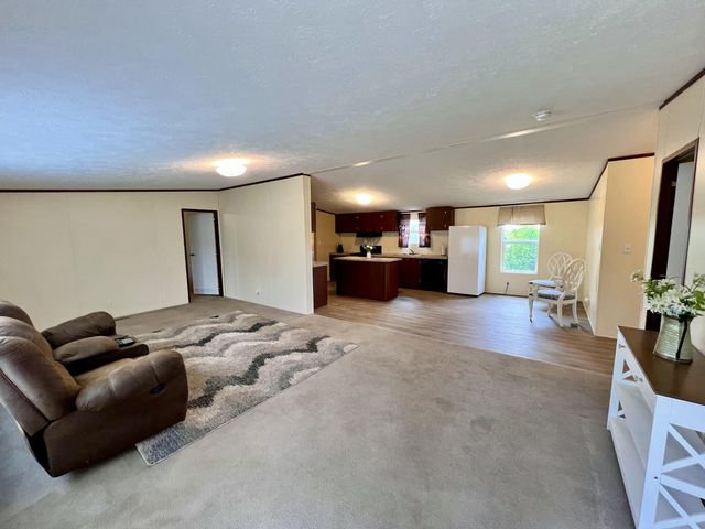 6710 Lawrenceville Road, Williamstown, KY 41097