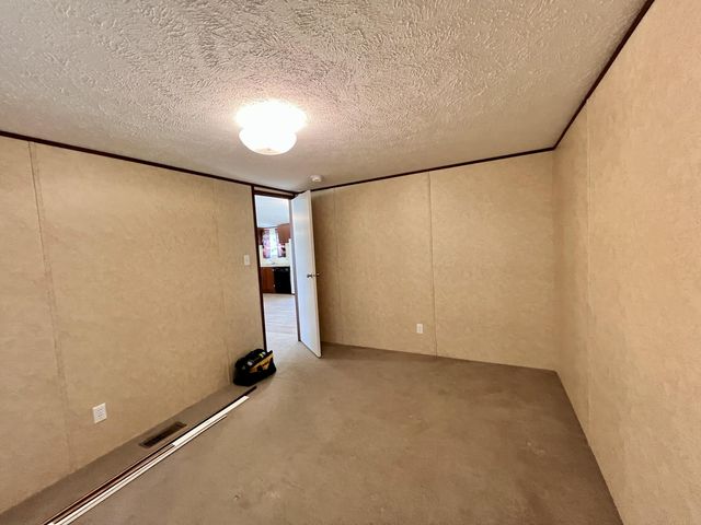 6710 Lawrenceville Road, Williamstown, KY 41097