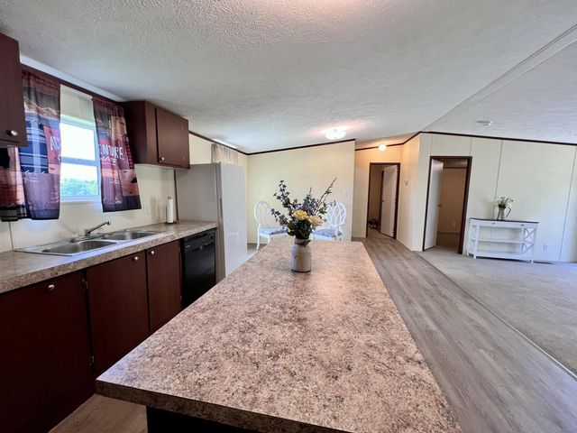 6710 Lawrenceville Road, Williamstown, KY 41097