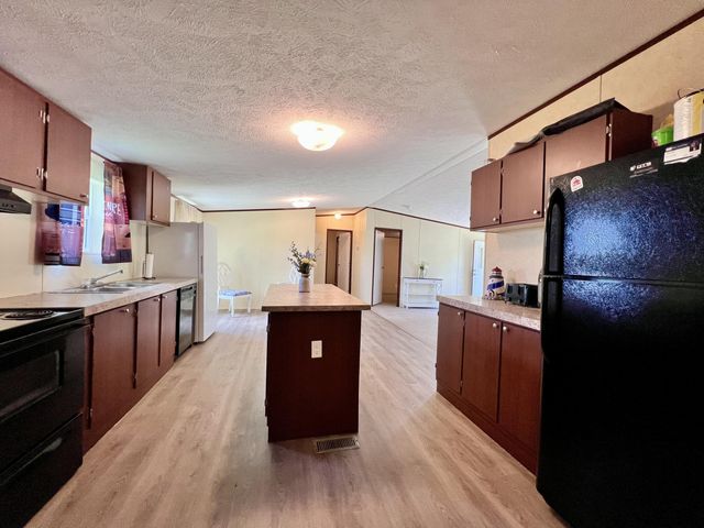 6710 Lawrenceville Road, Williamstown, KY 41097