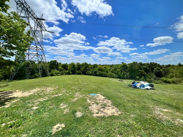 6710 Lawrenceville Road, Williamstown, KY 41097